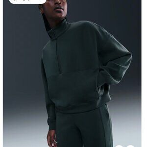 BNWT Women's Nike 24.7 ImpossiblySoft Women's Dri-FIT Oversized 1/2-Zip Top XL